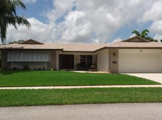 39 SW 10th Dr, Boca Raton, FL 33486