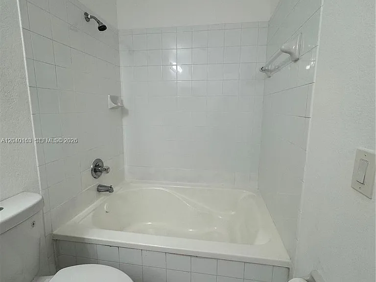 8936 W Flagler St #201 — Photo 27