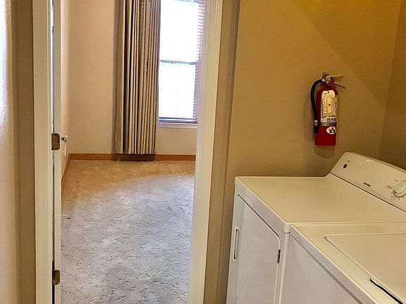 4th image of 13810 SUTTON PARK Drive N #124