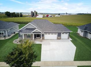 1117 Aldora Ln, Waunakee, WI 53597