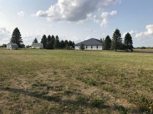 499 2nd Ave N, Miltona, MN 56354
