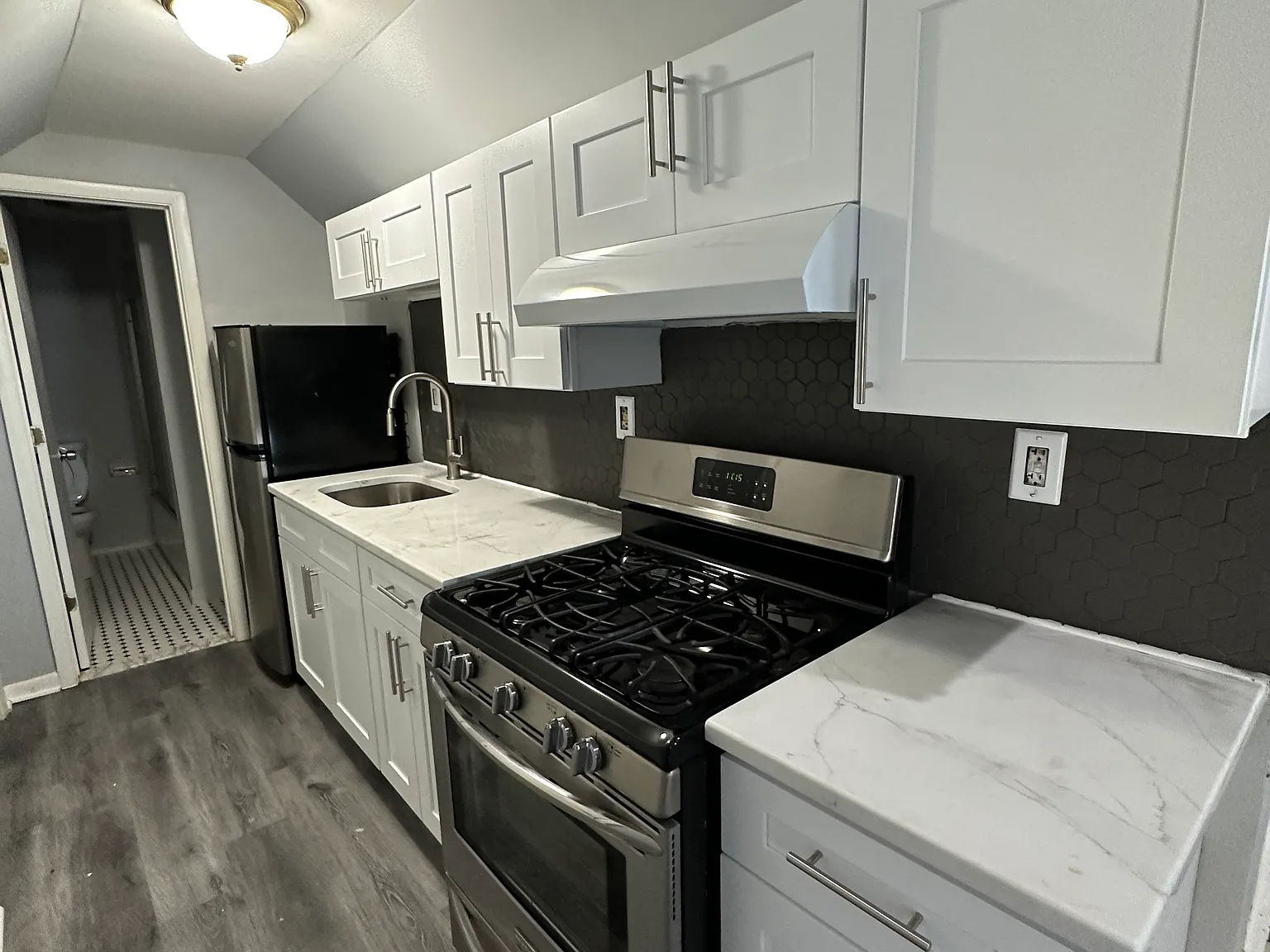 1 bed, $1,750 — Photo 2