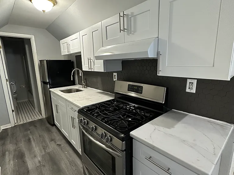 173 Avenue C #3 — Photo 2