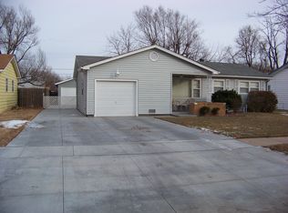 3310 S Bonn Ave, Wichita, KS 67217
