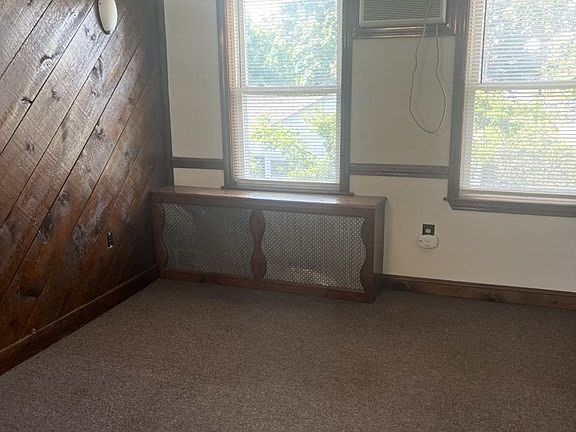 5th image of 484 Pond St #2
