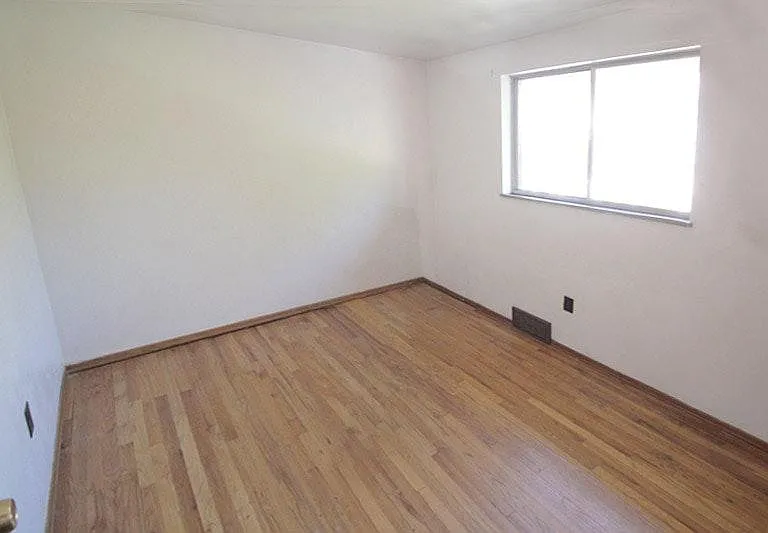 419 Franklin Ave #C — Photo 5