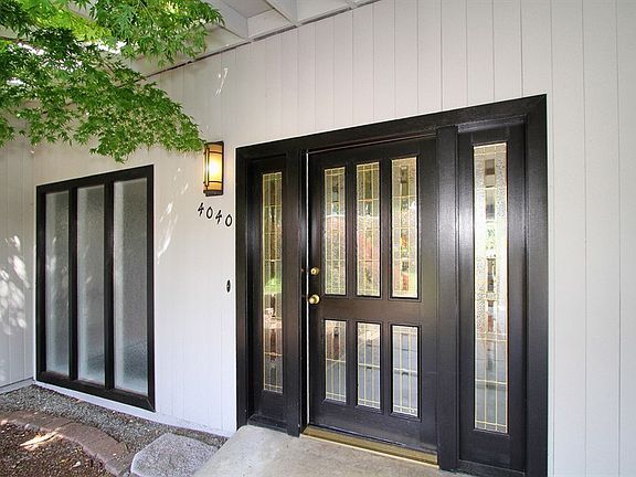 2nd image of 4040 134th Ave SE