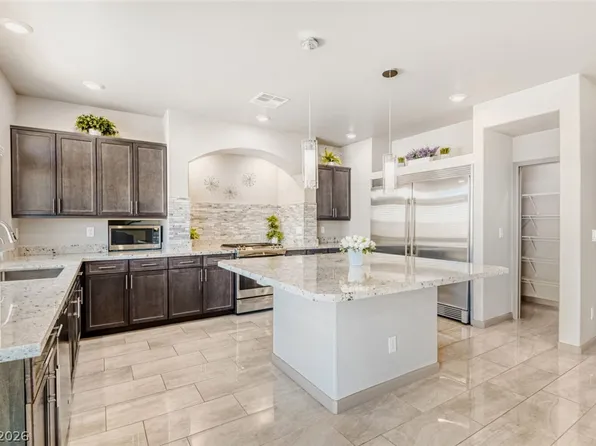 8606 Elk Run Ct, Las Vegas, NV 89139