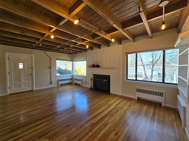 4557 Trinity Dr — Photo 3
