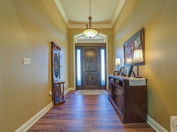 3rd image of 3 Whitney Cir