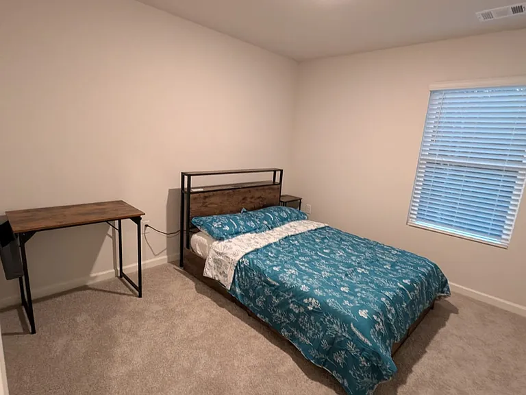 412 Stoneybrook Dr — Photo 8