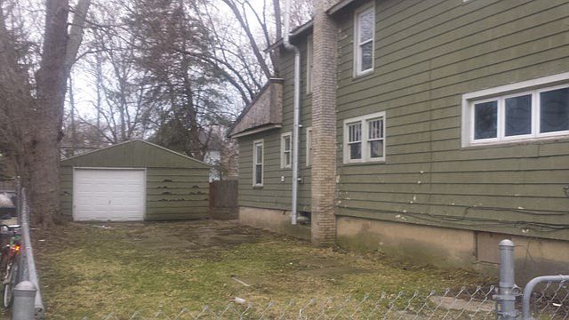 2nd image of 708 Pattinson St