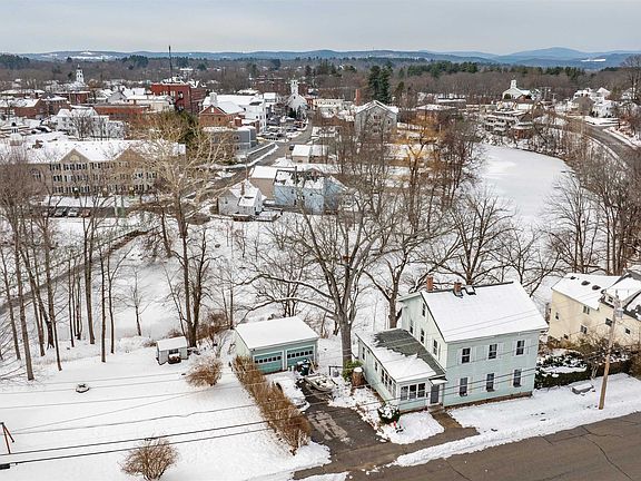 4th image of 11 Souhegan Street
