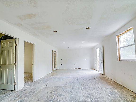 3rd image of 12055 Kagel Canyon Rd