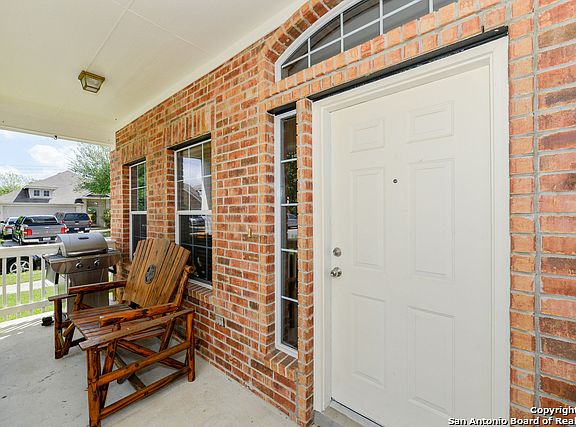 5th image of 225 Lakota Ct