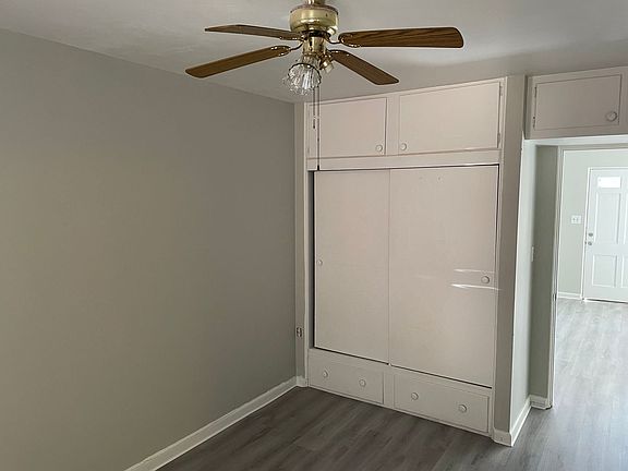 5th image of 217 E 6th Ave