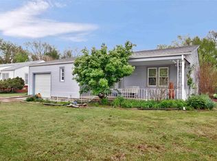 2326 S Volutsia Ave, Wichita, KS 67211