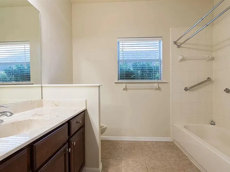 10029 NW 22nd Rd — Photo 16