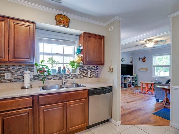 5th image of 3720 Northmoor Ct