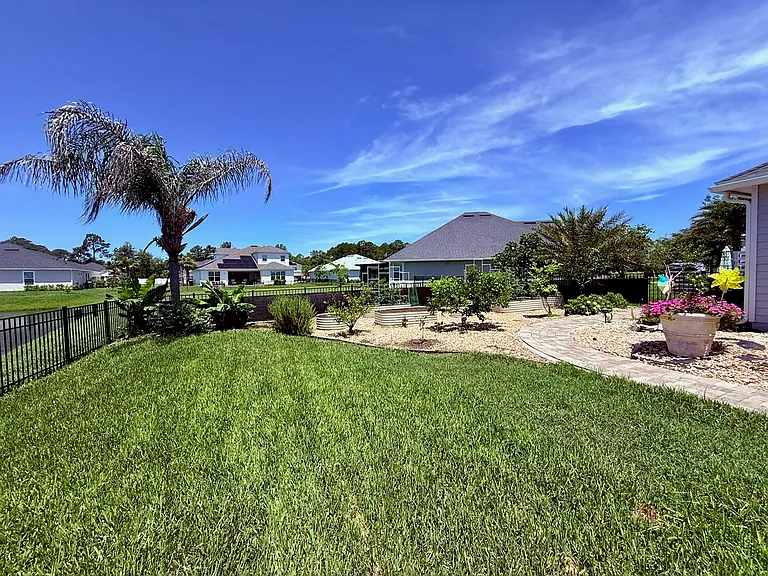 Backyard, Fenced, Waterfront