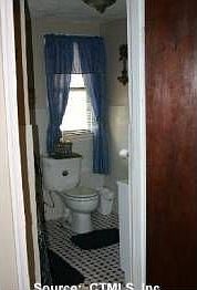 4th image of 673 Washington Ave