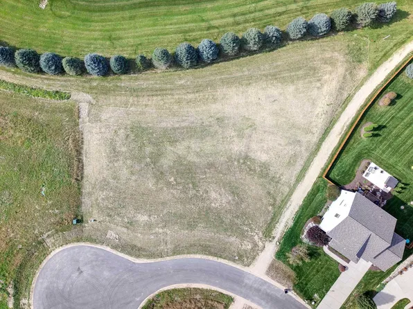 1 Bell Vine Ct, Verona, WI 53593