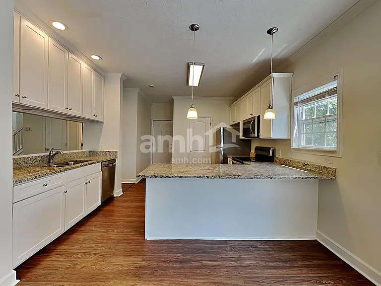 127 Paige Park Ln — Photo 3