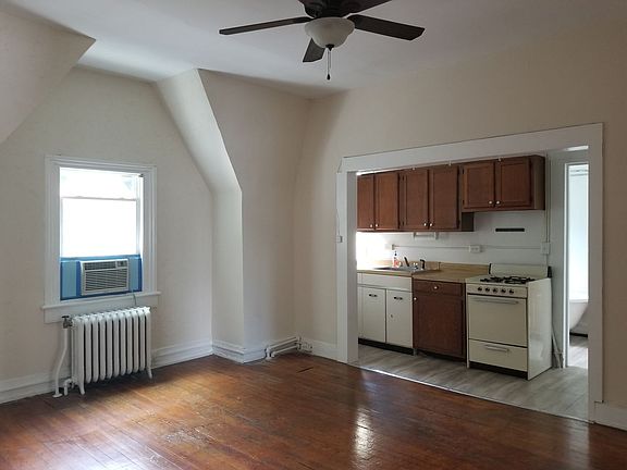 3rd image of 1014 Park Ave APT 5