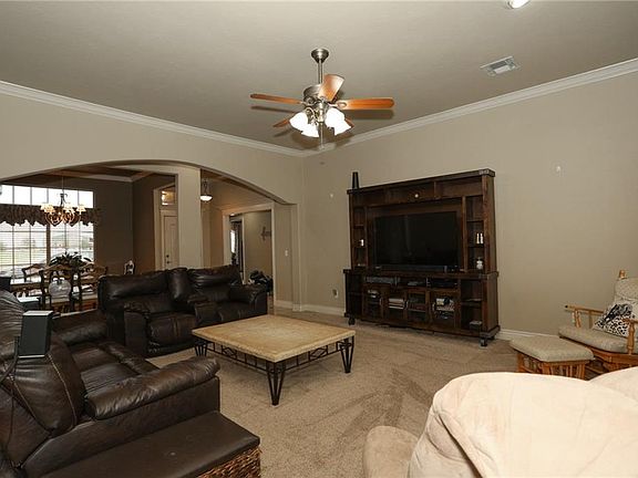 4th image of 6305 Abby Ln