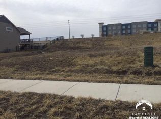 315 Three Forks Dr, Lawrence, KS 66049