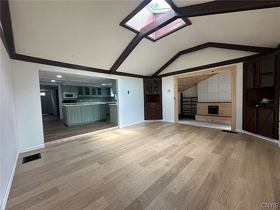 4th image of 1355 Church Rd