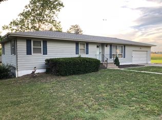 1405 12th St, Clay Center, KS 67432