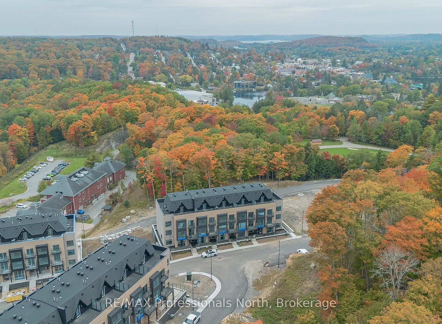 2 bed, $2,850 — Photo 1