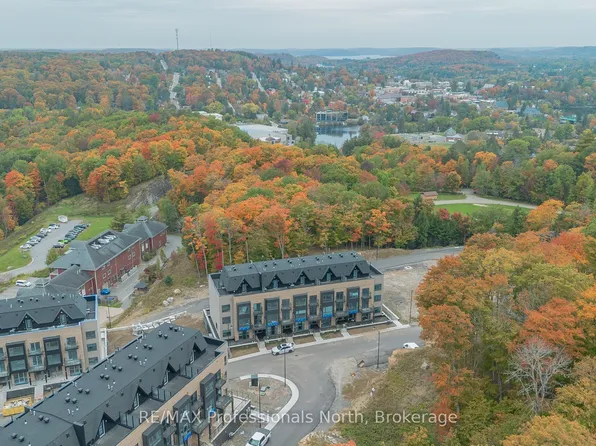 6 Suncrest Ln, Huntsville, ON