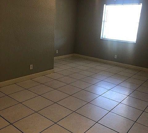5th image of 550 NW 13 Avenue