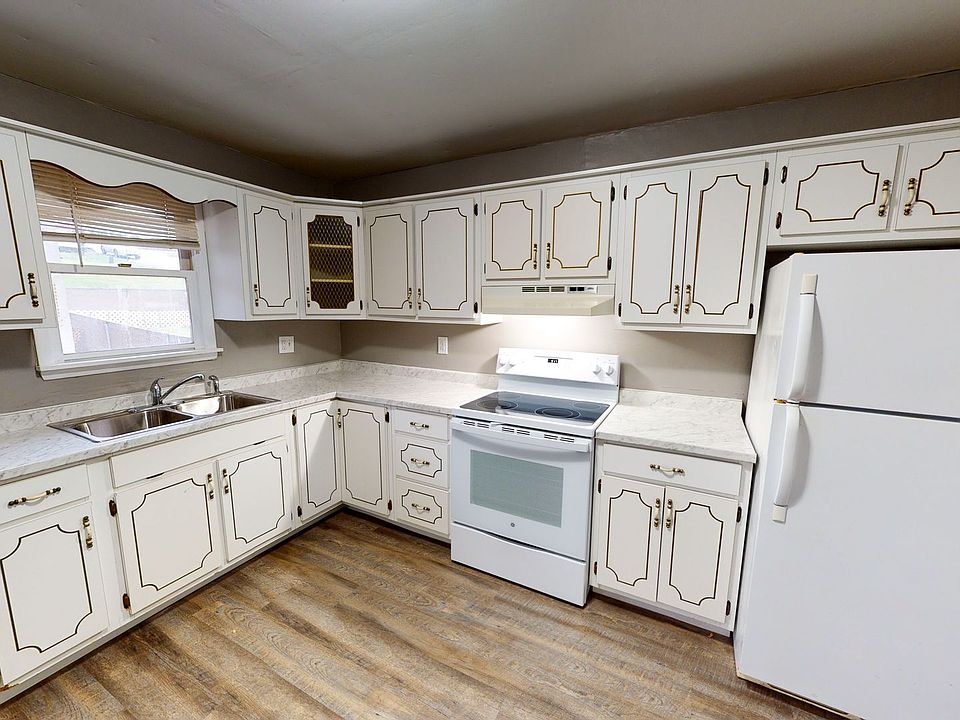 2602 Brown Avenue 2602 Brown Ave Grapeville PA Zillow