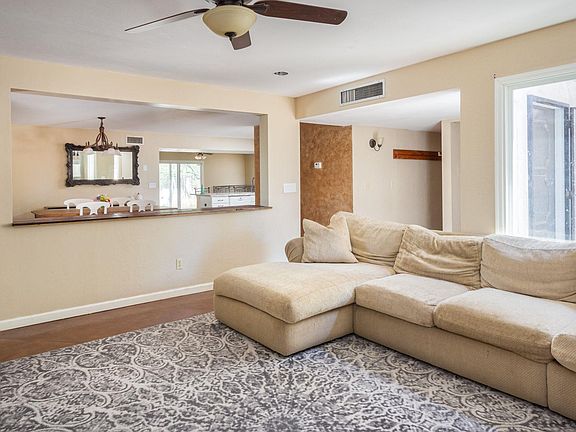 4th image of 6831 N Tivoli Pl
