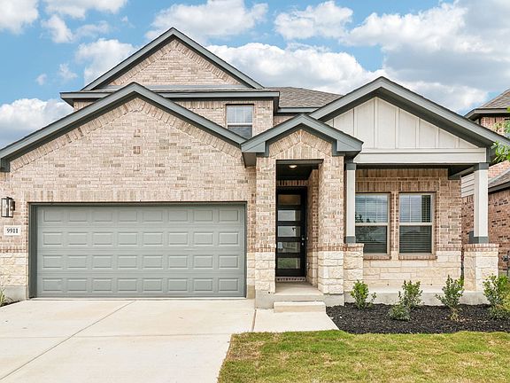Front exterior of the Matador floorplan at a Meritage Homes community.