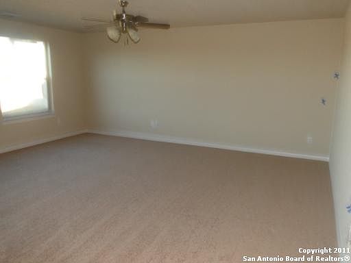 3rd image of 5811 SOUTHERN KNOLL