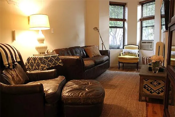 Rented by R New York | media 45