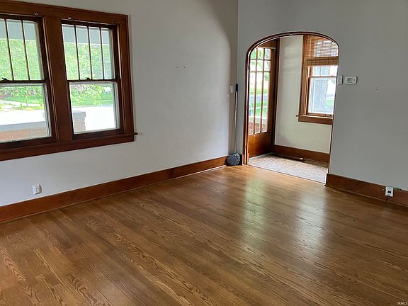 2nd image of 1232 Sunnymede Ave