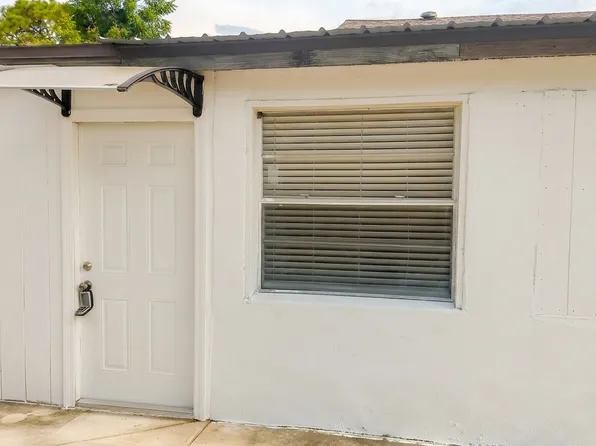 8708 N Edison Ave, Tampa, FL 33604