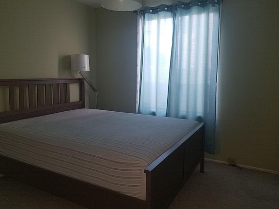 5th image of 415 Westmoor Ave #1