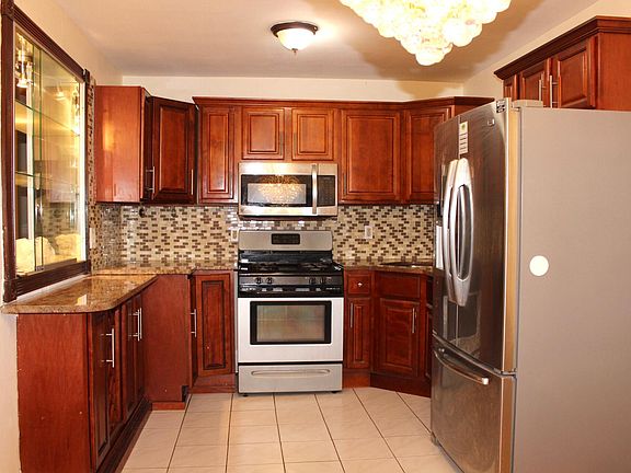 2nd image of 13711 169th St #1F