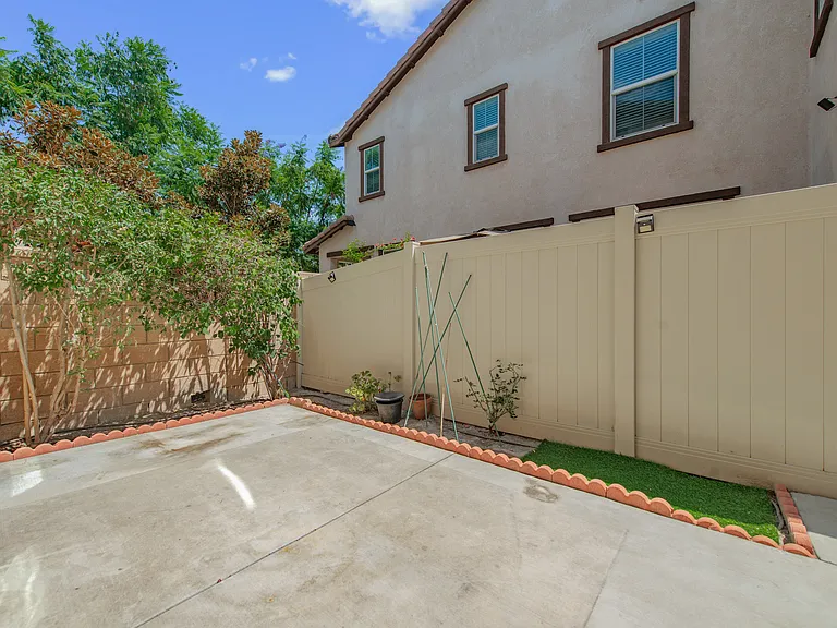 13093 Sugarloaf Dr — Photo 26