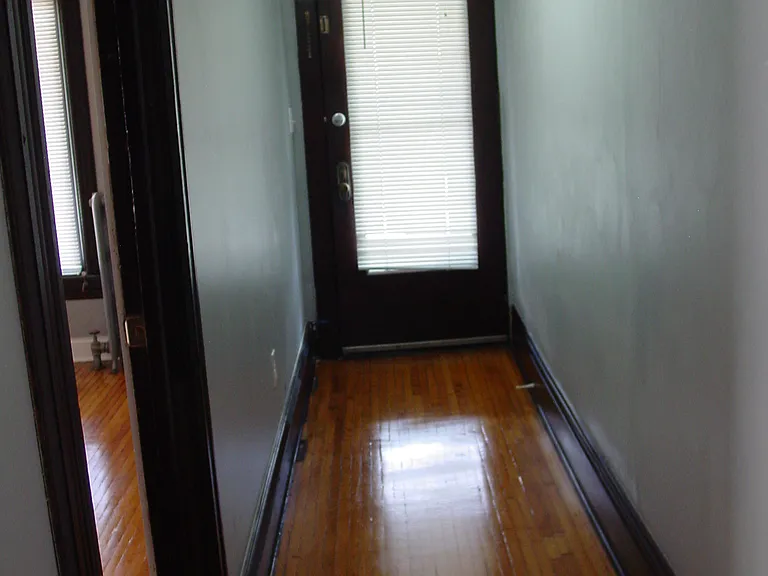 156 S Lasalle St #1 — Photo 3