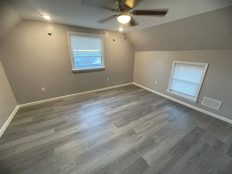 148 Gray St #2 — Photo 10