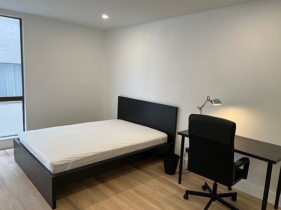 4th image of 1250 S Beverly Glen Blvd APT 205
