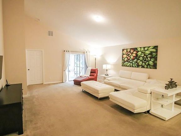 4th image of 7235 Wakeview Dr