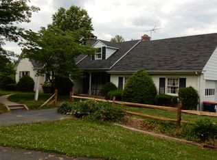 119 Colonial Dr, Perkiomenville, PA 18074